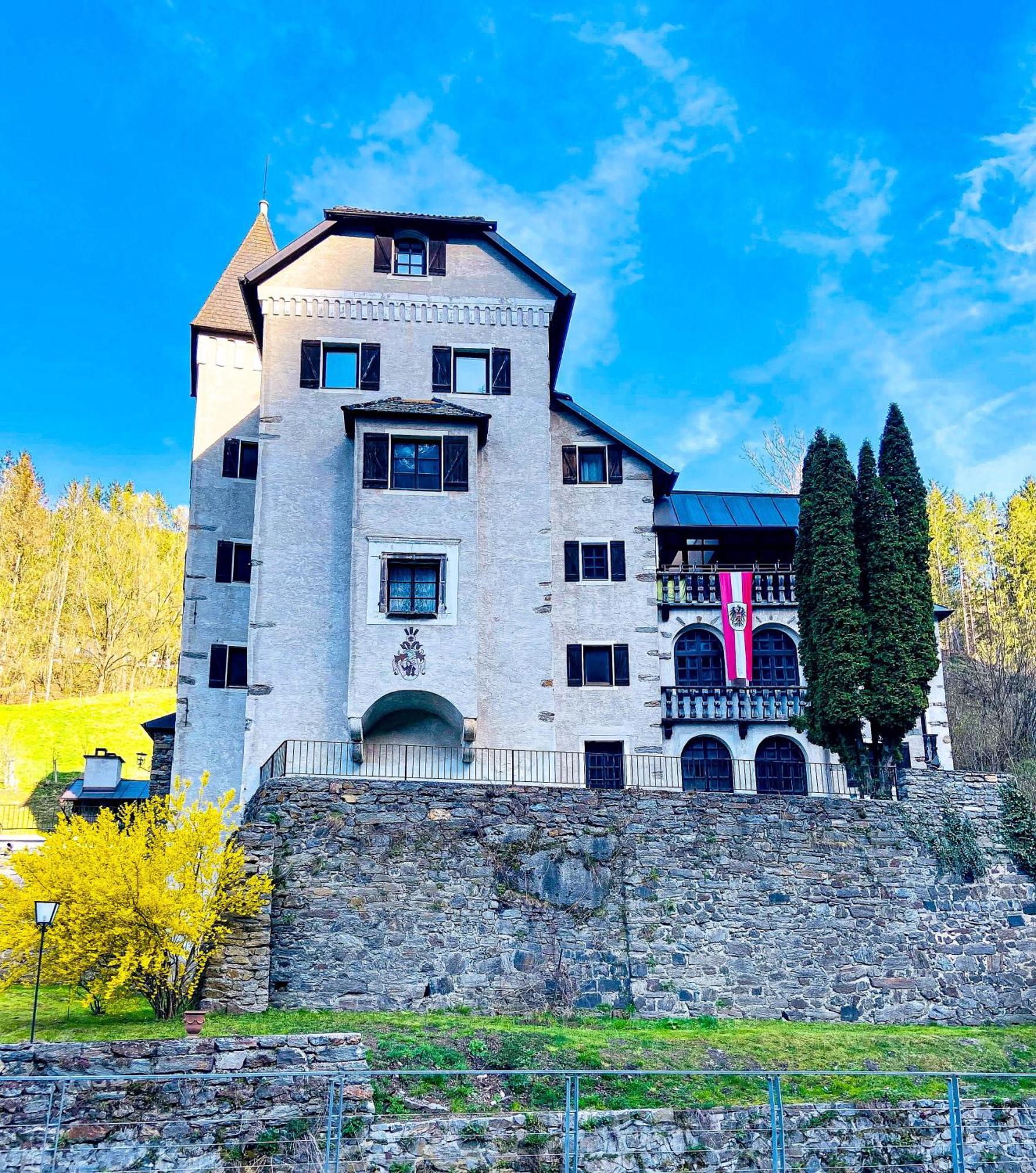 Schloss Suessenstein Huettenberg Exteriér fotografie